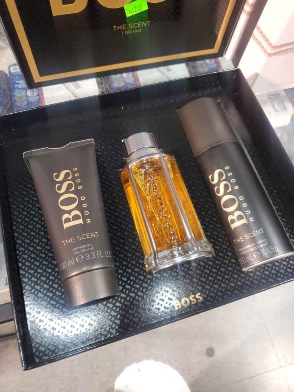 BOSS Men’s 3‐Piece Gift Set – BOSS The Scent (Festive Edition)